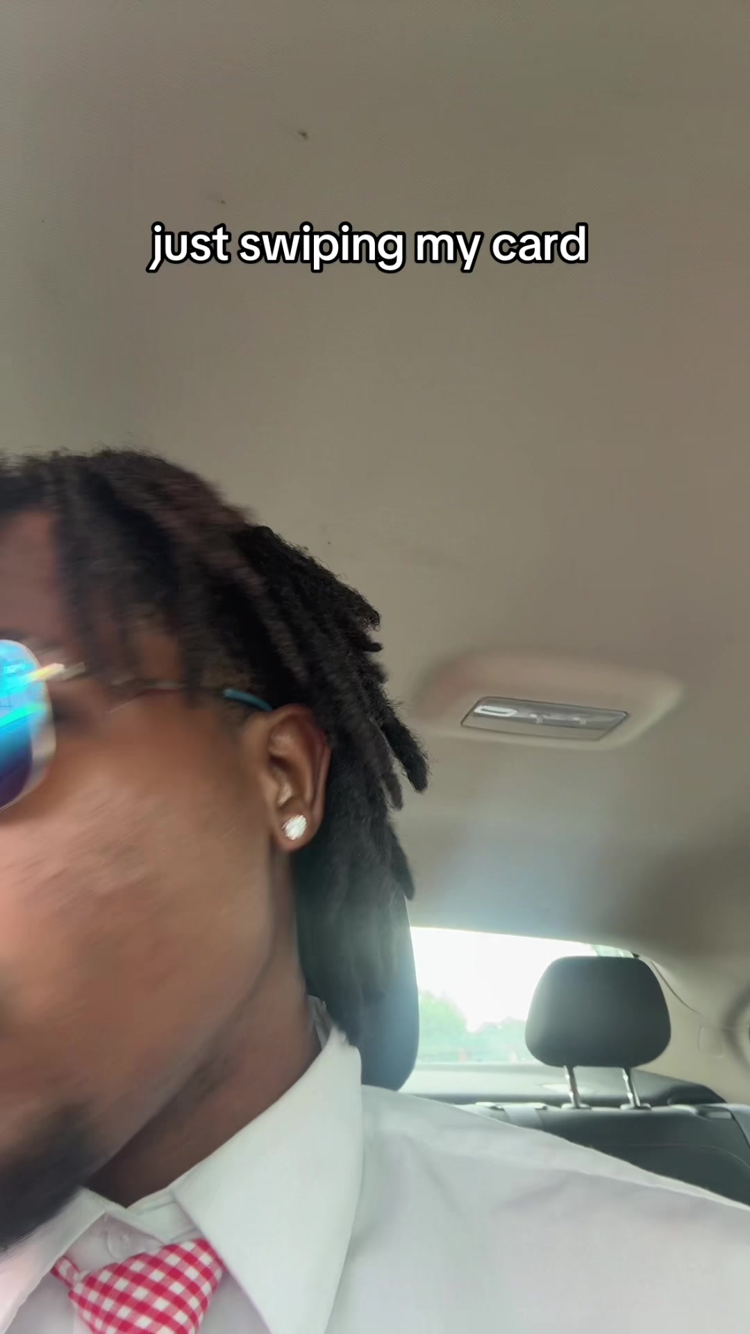 @moyoezzy