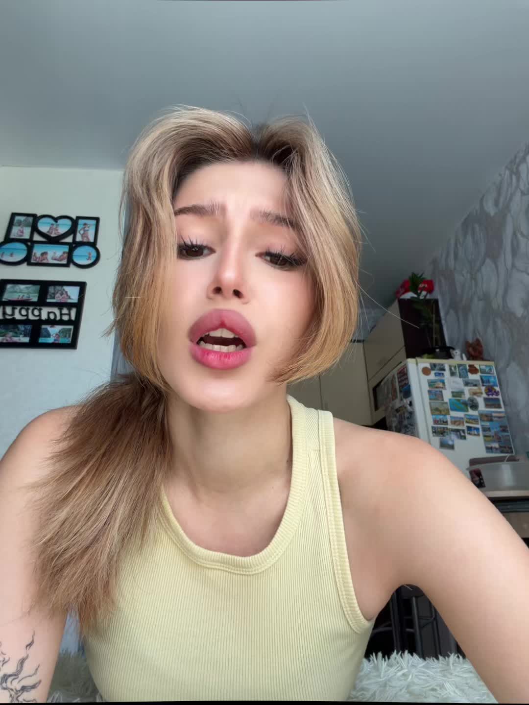 @_risha_ri