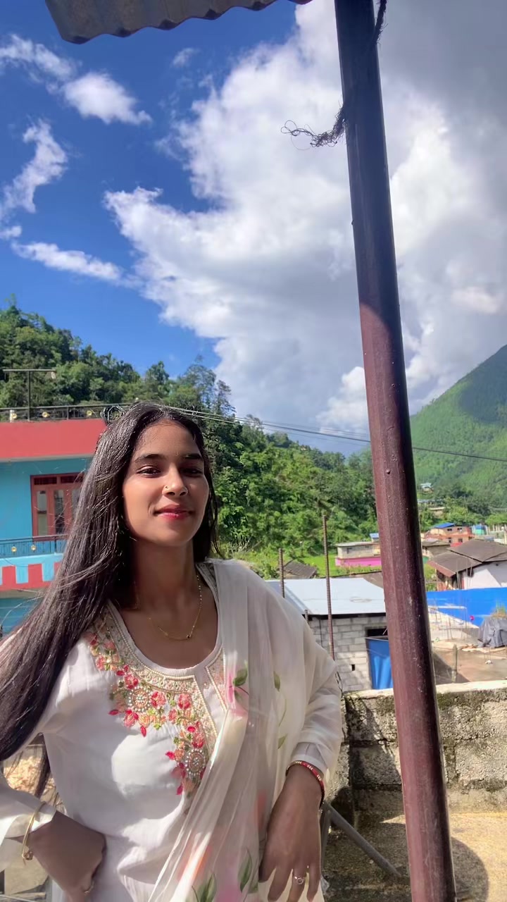 @Nilam😘❤️