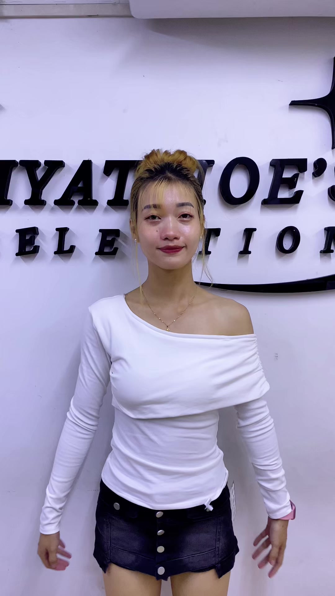 @Myat Noe’s Selection
