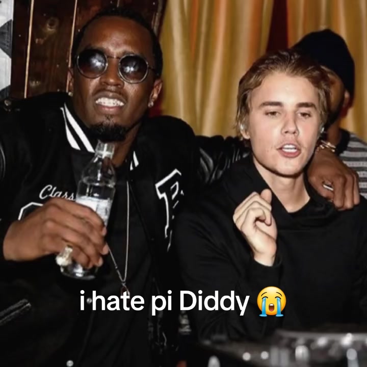 @im not fan im belieber 😭😭😭