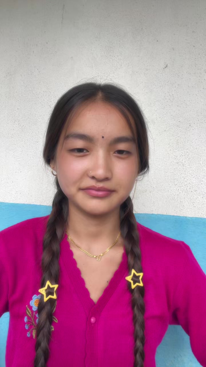 @आकृति लेघे गुरुङ्ग🎀