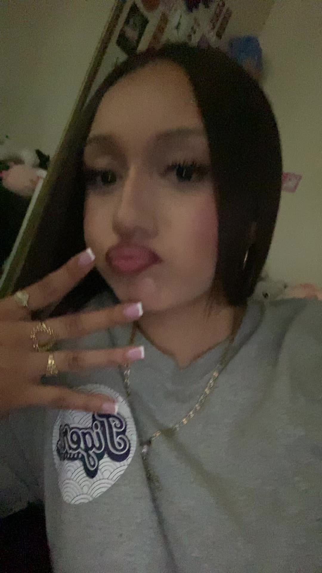 @Alyssa ๐