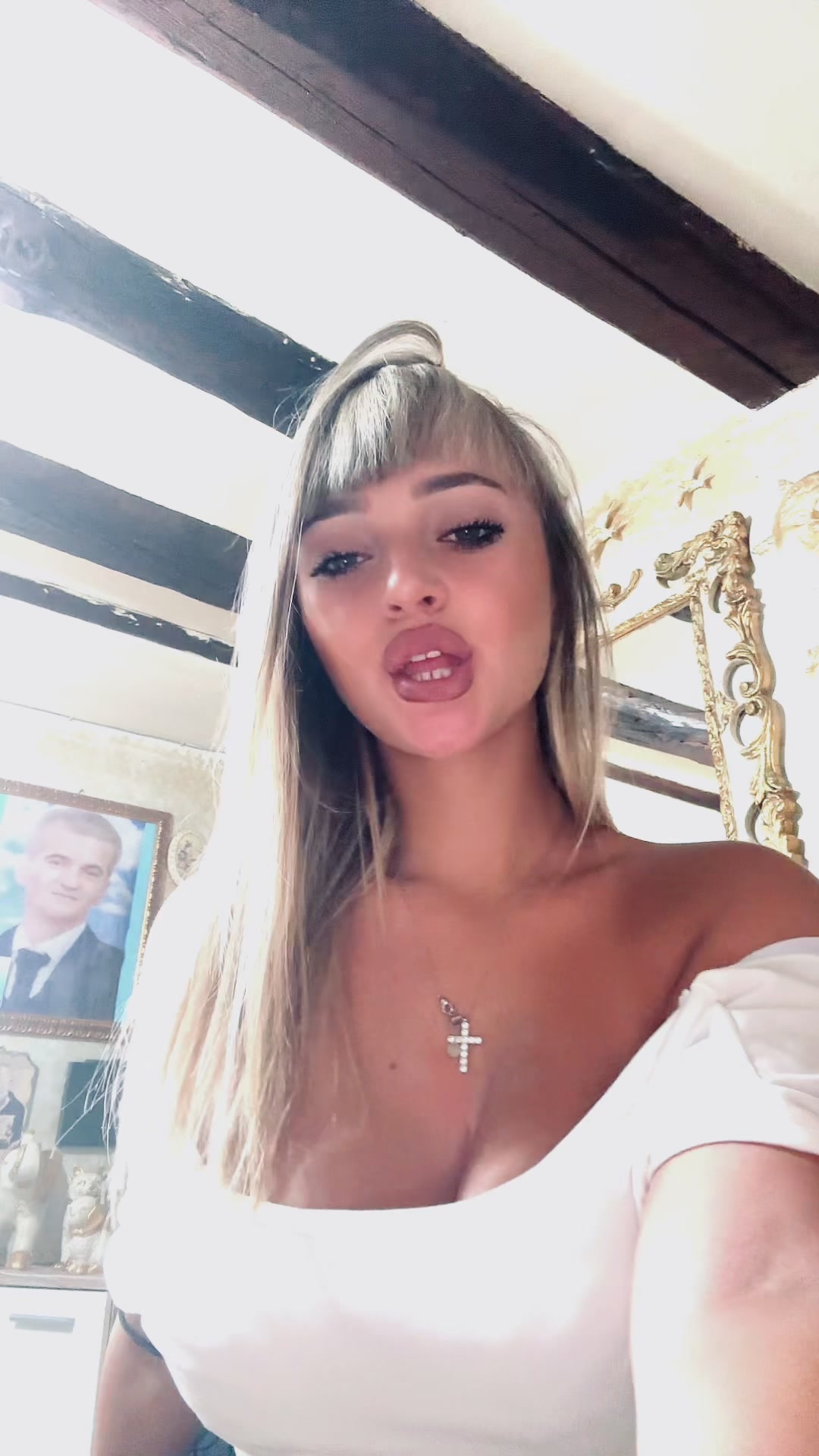 @erika