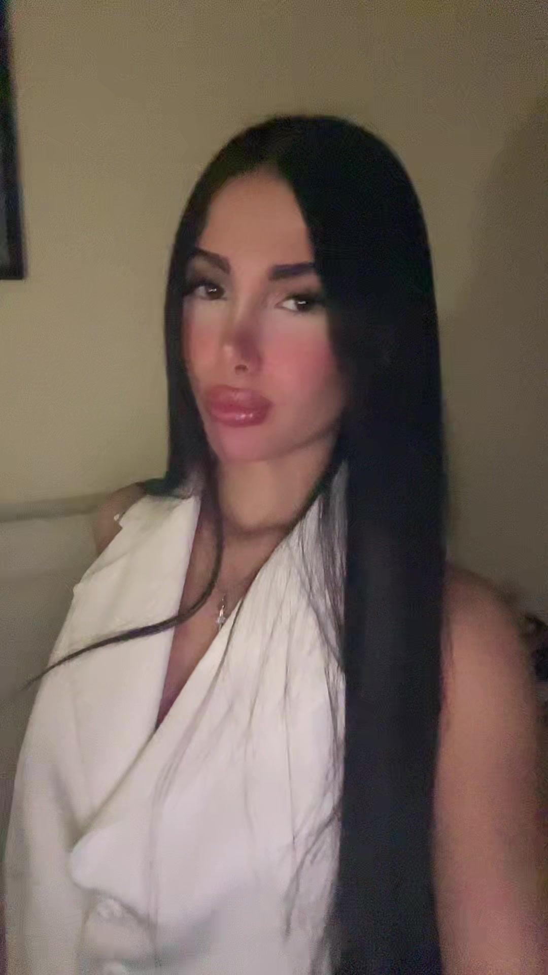 @saraborhann