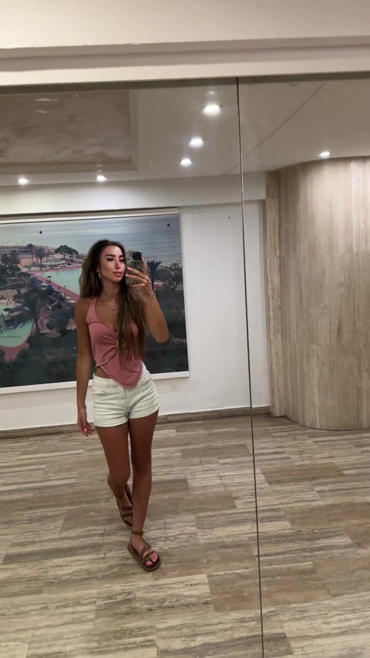 @Crystal_ice25