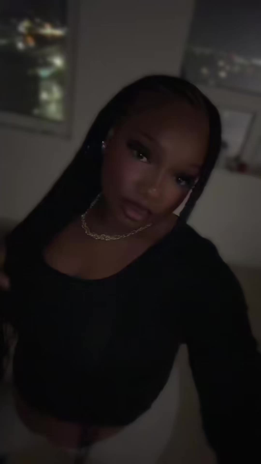 @ThatGirlZi