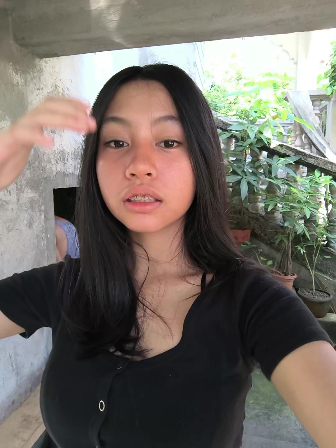 @Ella