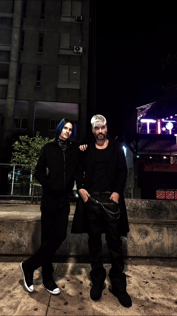@Max 🦇