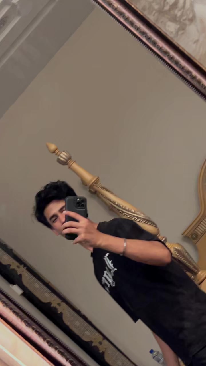 @ā šµšš®į„”еš§ :dļ¾ā§