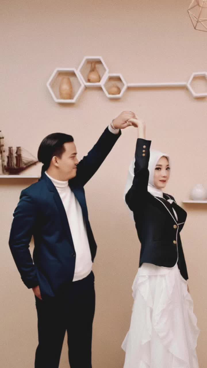 @𝒍𝒊𝒏𝒐𝒕_