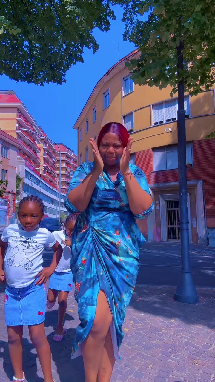 @Mrș M&ouml;ore🇳🇬🇮🇹