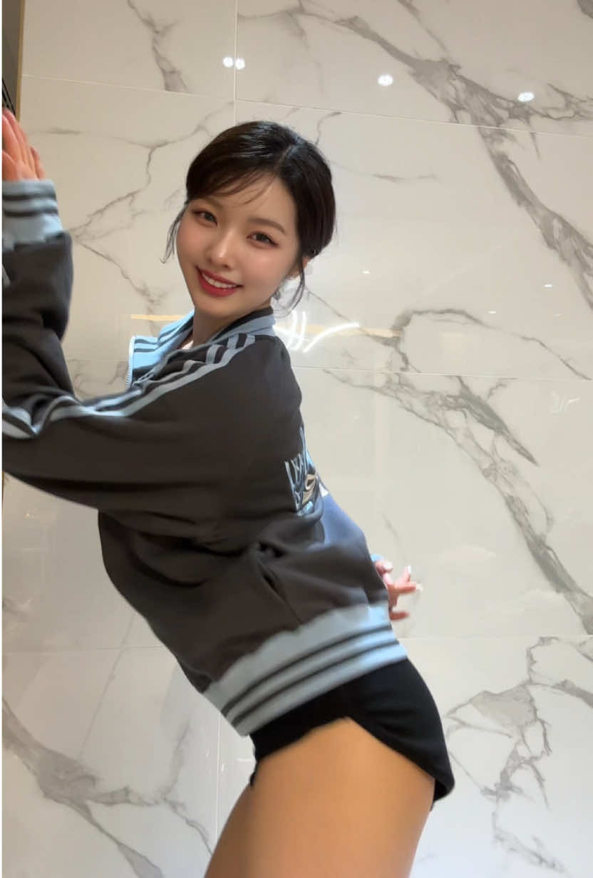 @윤죠미