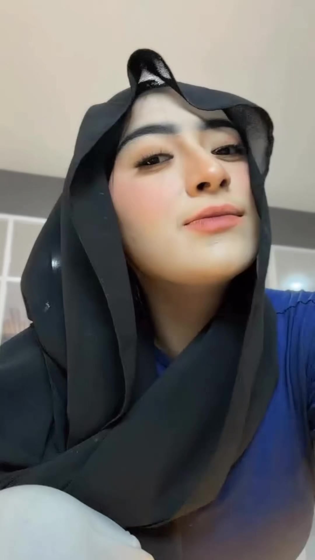 @monica👅