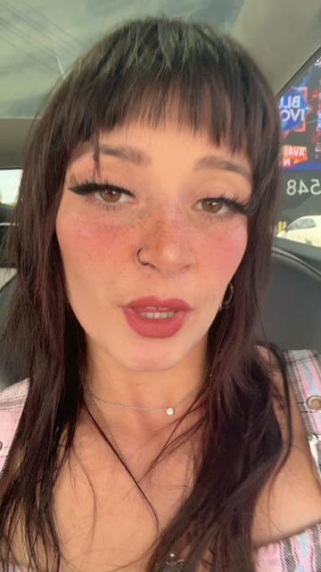 @queenbasskitten
