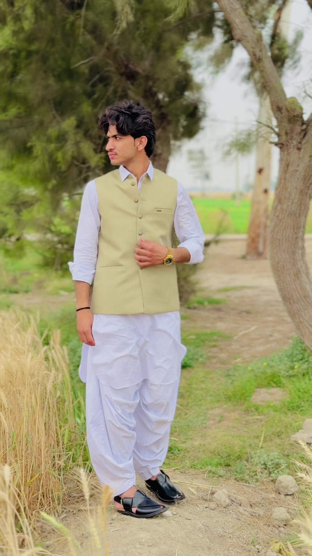 @Hasnain Iqbal Mazaree