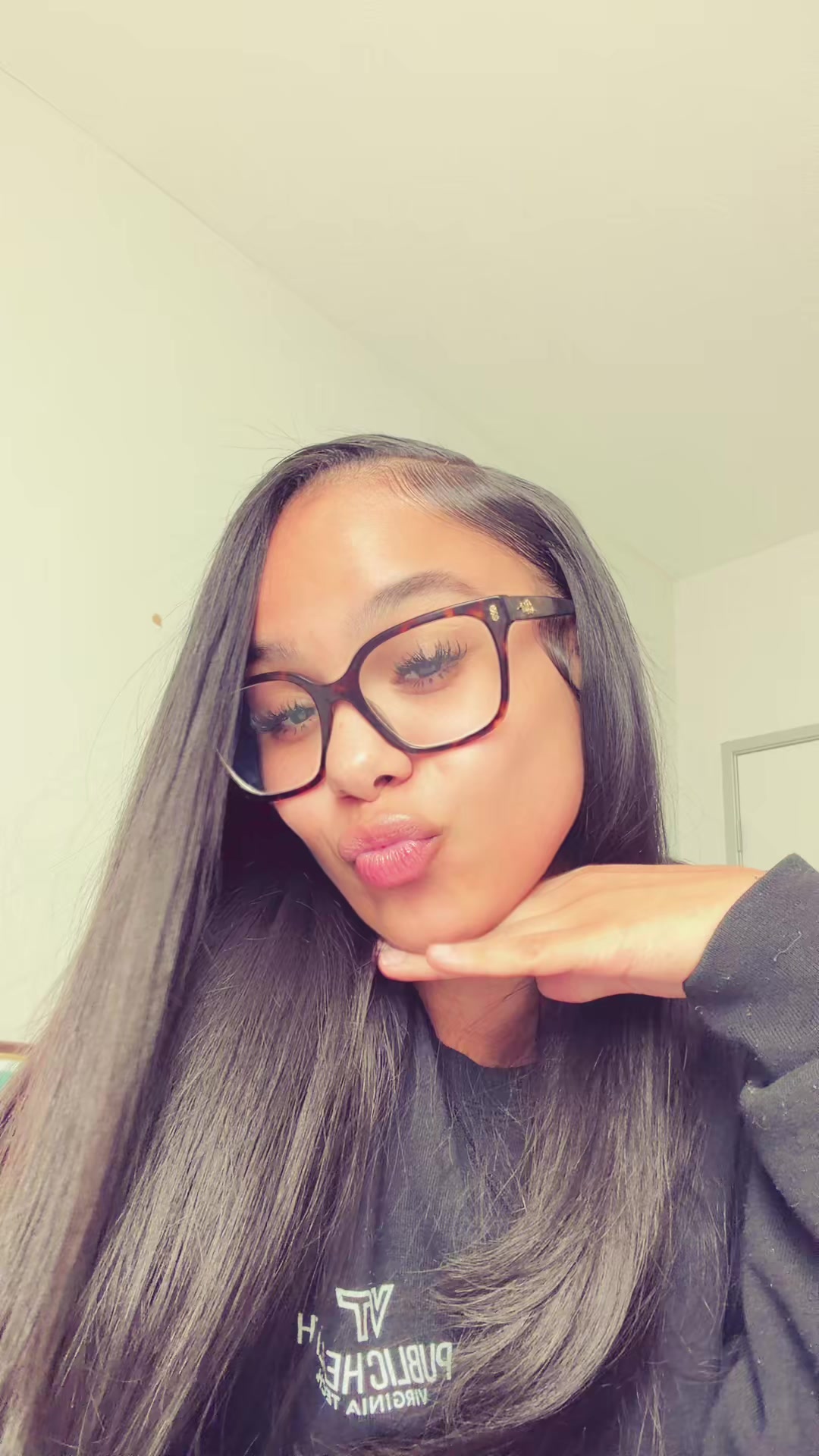@Liv