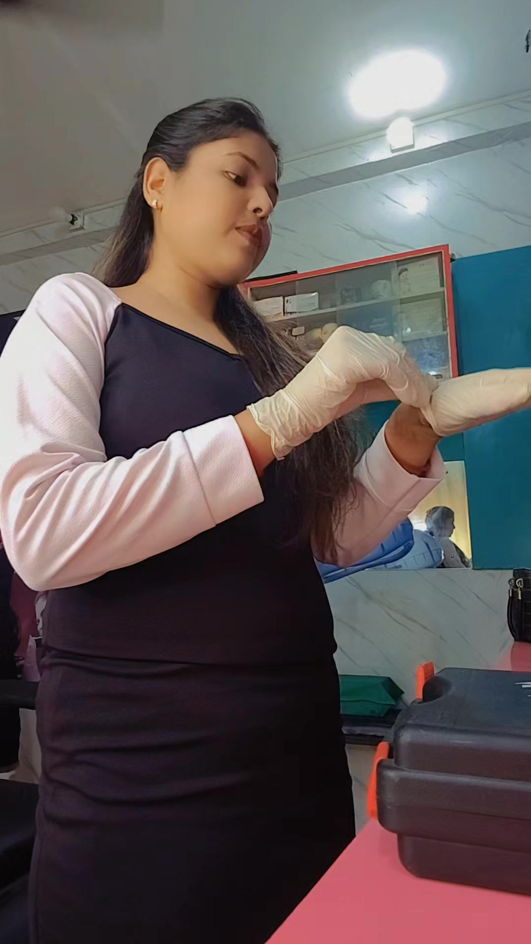 @makeoverbyMonika