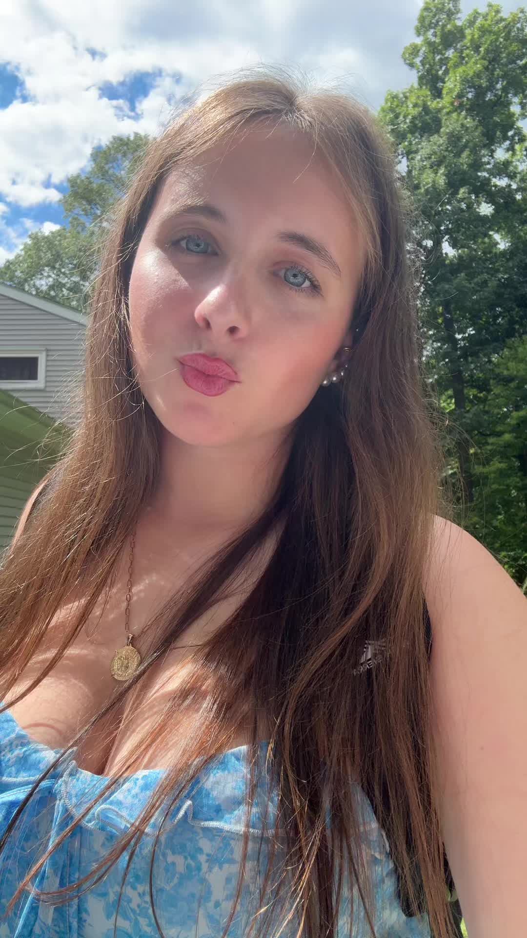 @Lily
