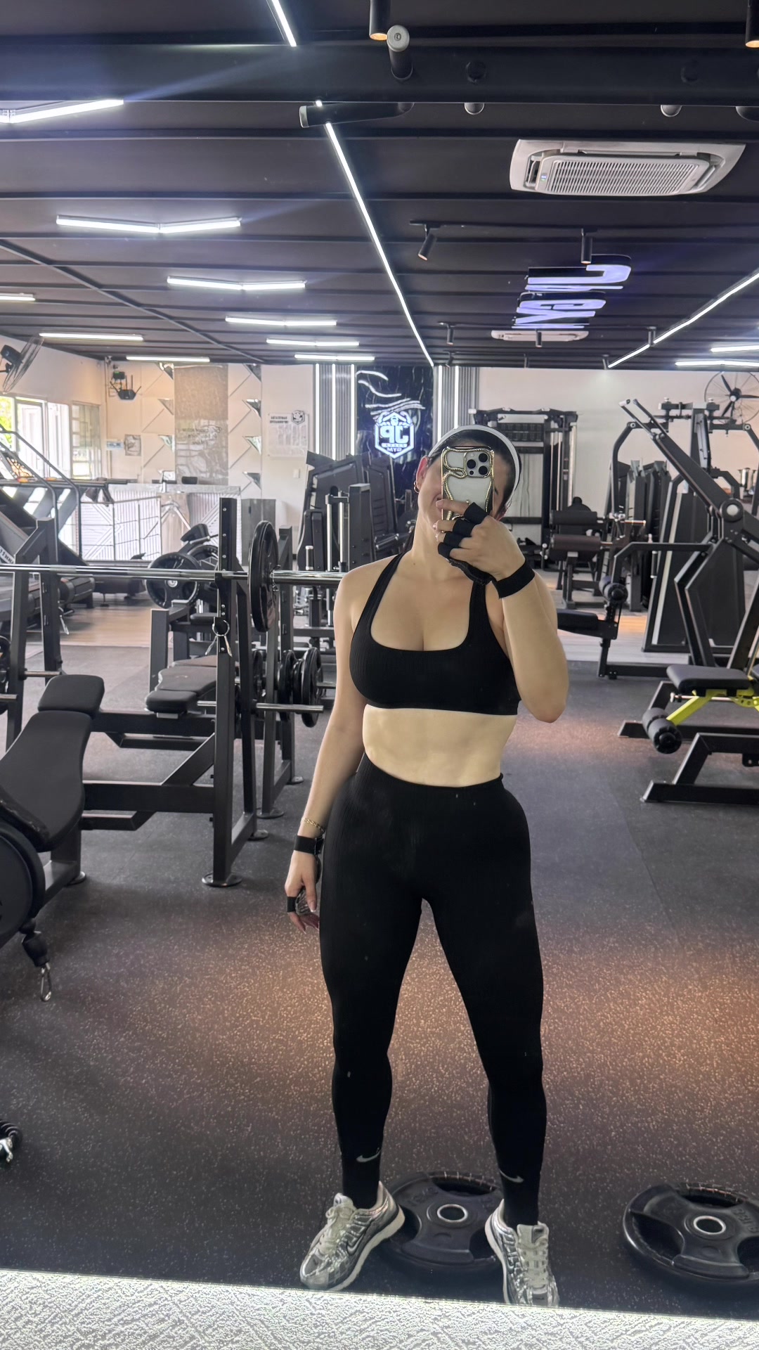 @Dra. Ana Molina