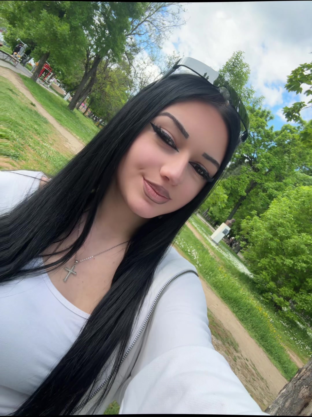@матеа 🫧