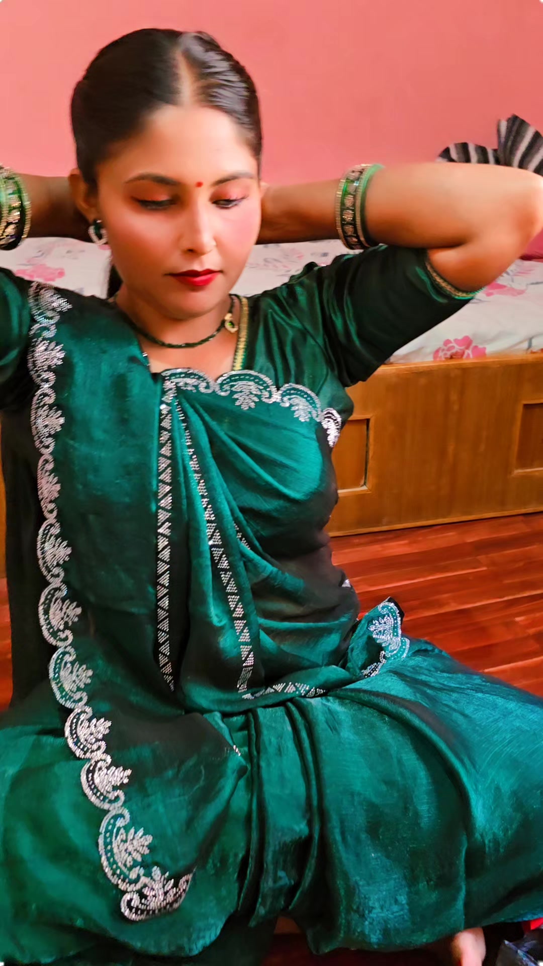 @Parishah021