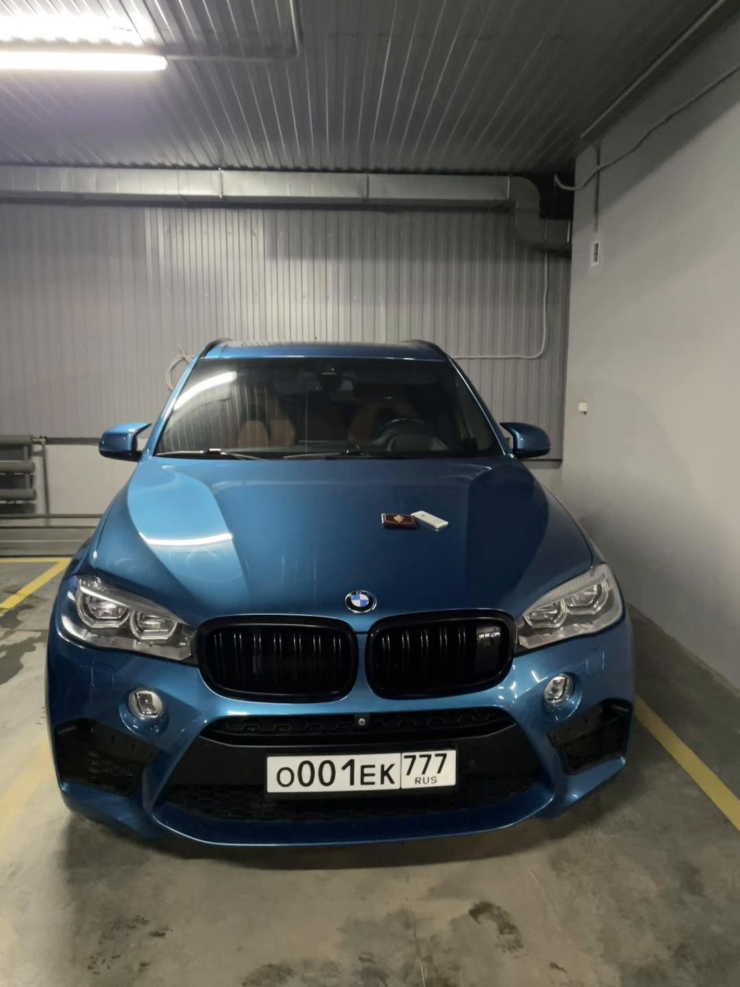 @001