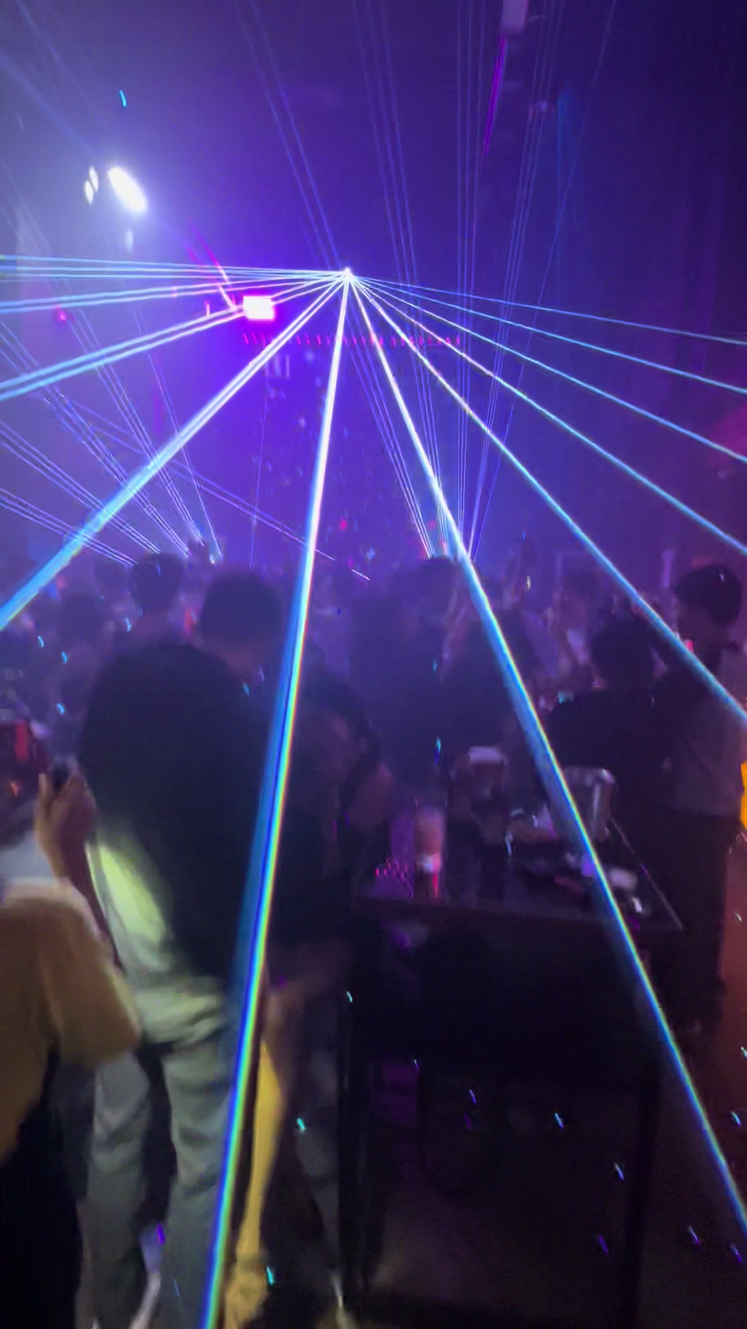 @DD NIGHTCLUB EAST