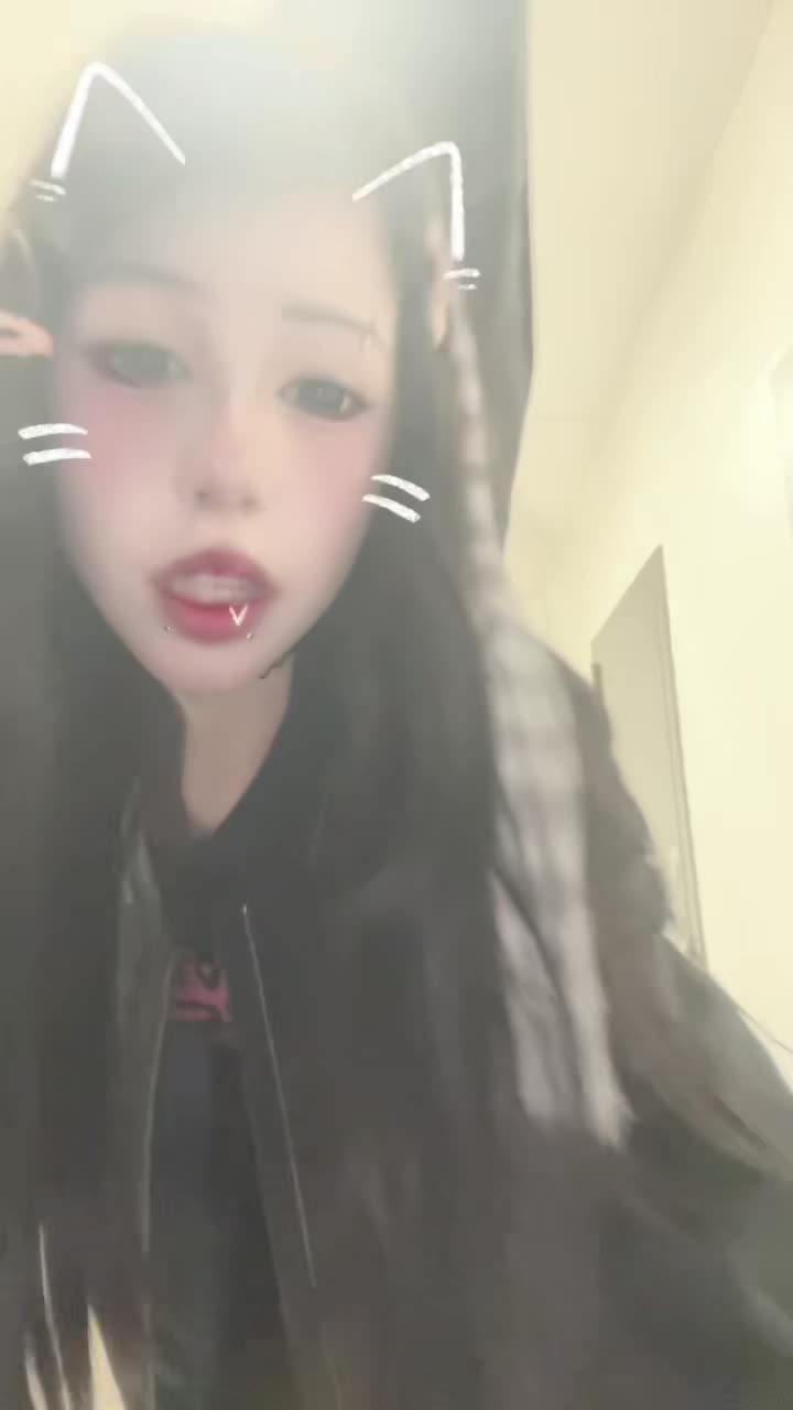 @Y0RU