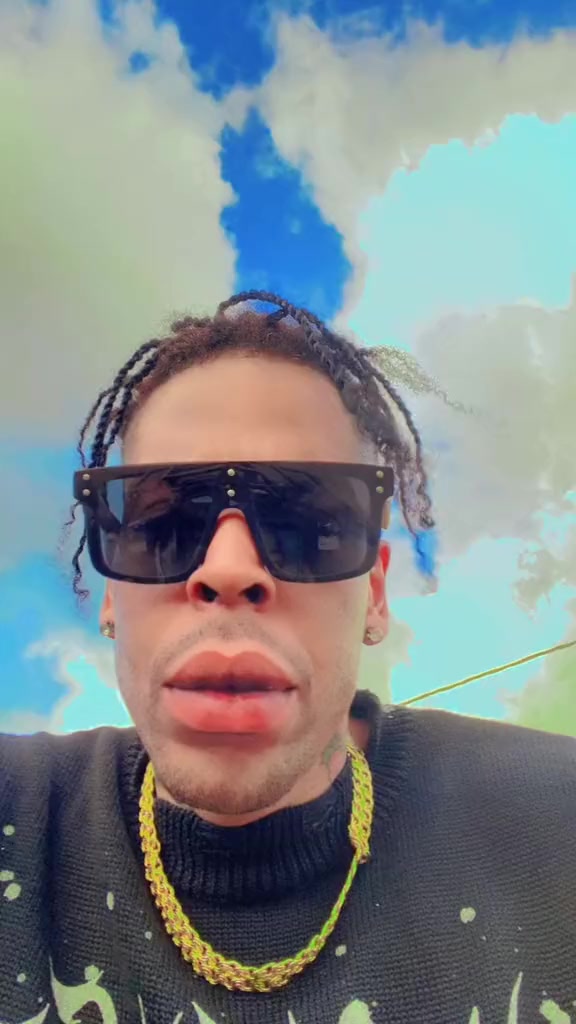 @𝐓𝐡𝐮𝐠 𝐟𝐚𝐦𝐨𝐮𝐬 music