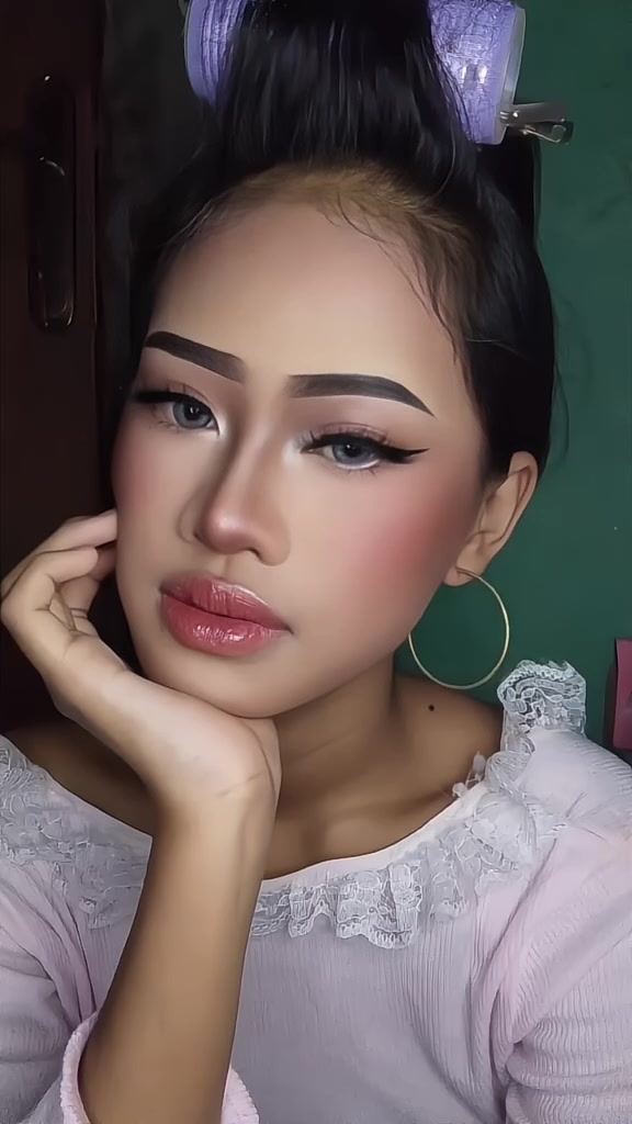 @Tin&agrave;