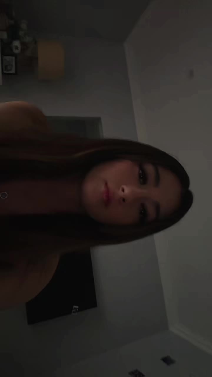 @ella_rabay