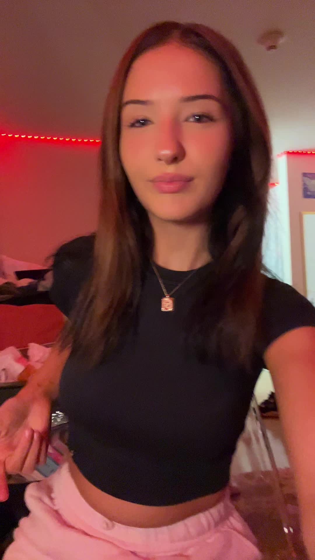 @Cecilia🎀