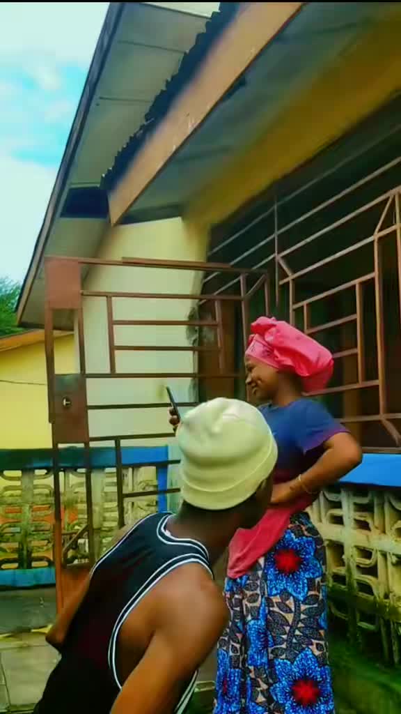 @🇸🇱MUMMY'S BOY 001🇸🇱