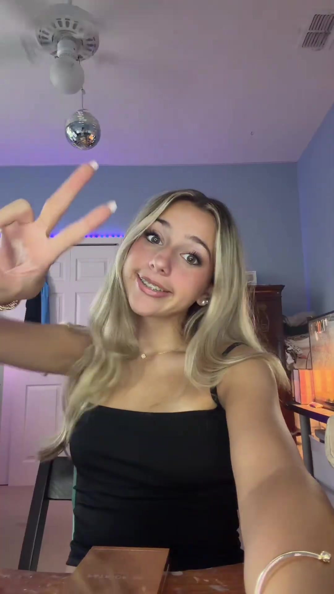@emma & georgia
