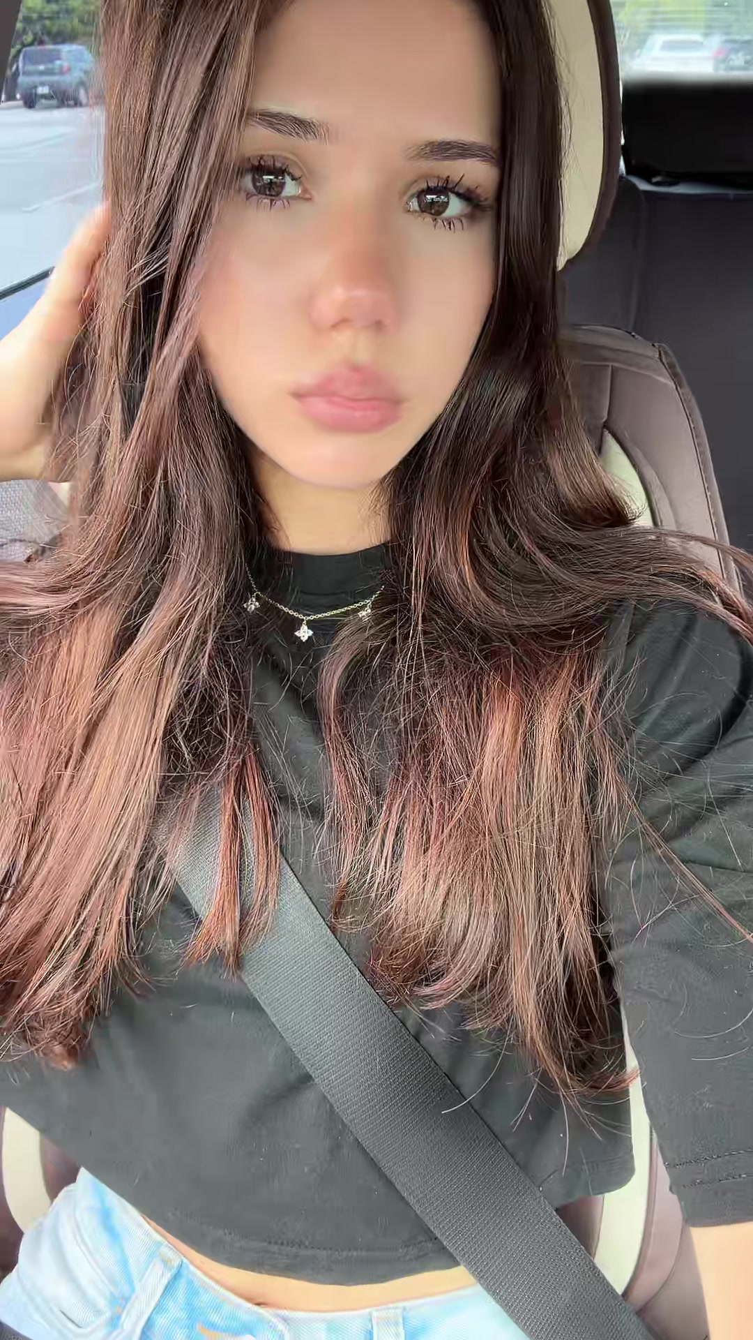 @dominichka