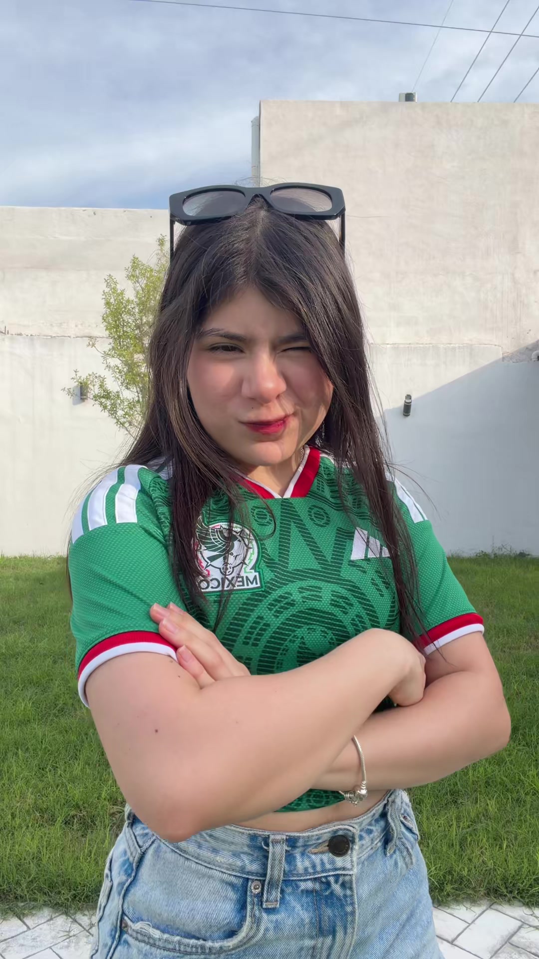 @alydollyxx