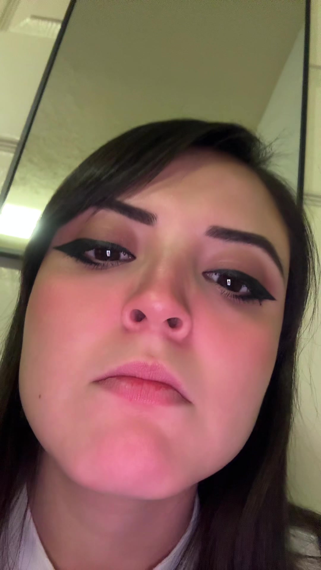 @ashlee_alaniz_