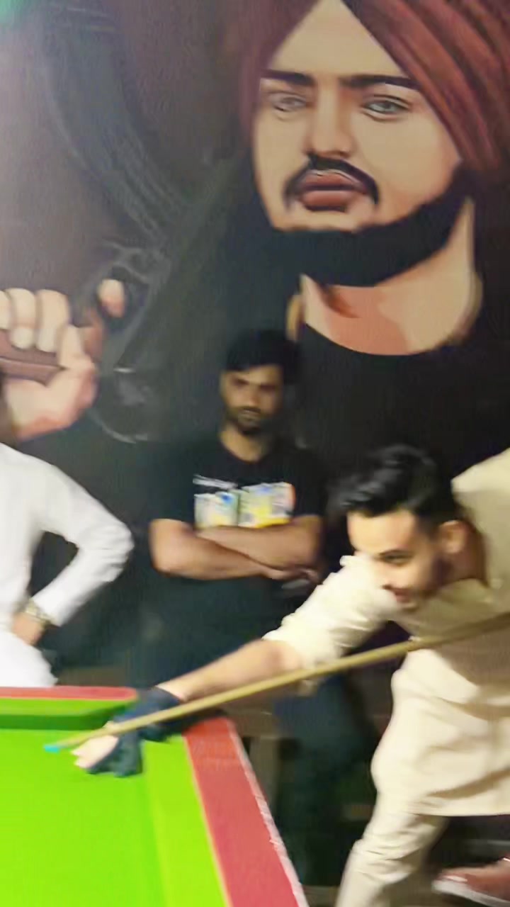 @SALMAN_DàZzy🫴🇨🇦🇵🇰
