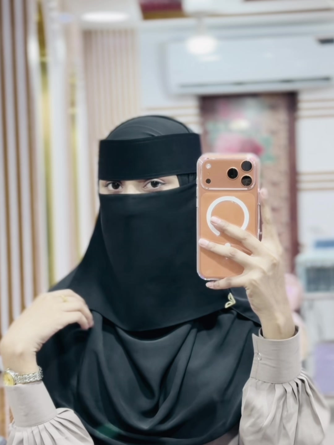 @Musfika's Outfits