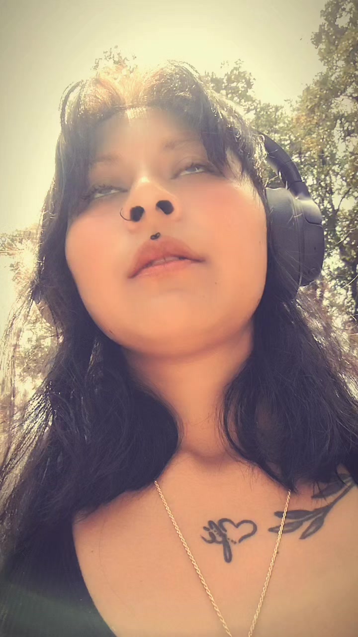 @Valkiria💚😎