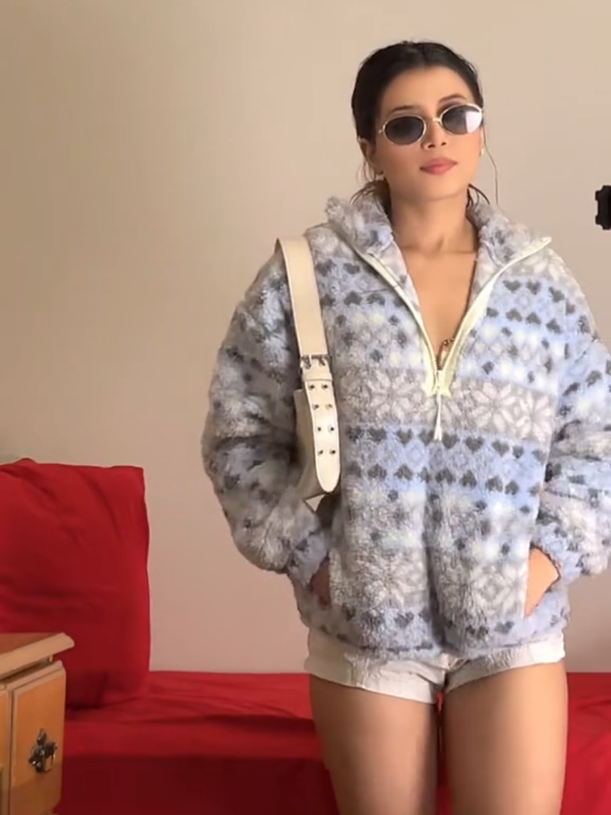 @nish_khaniya7