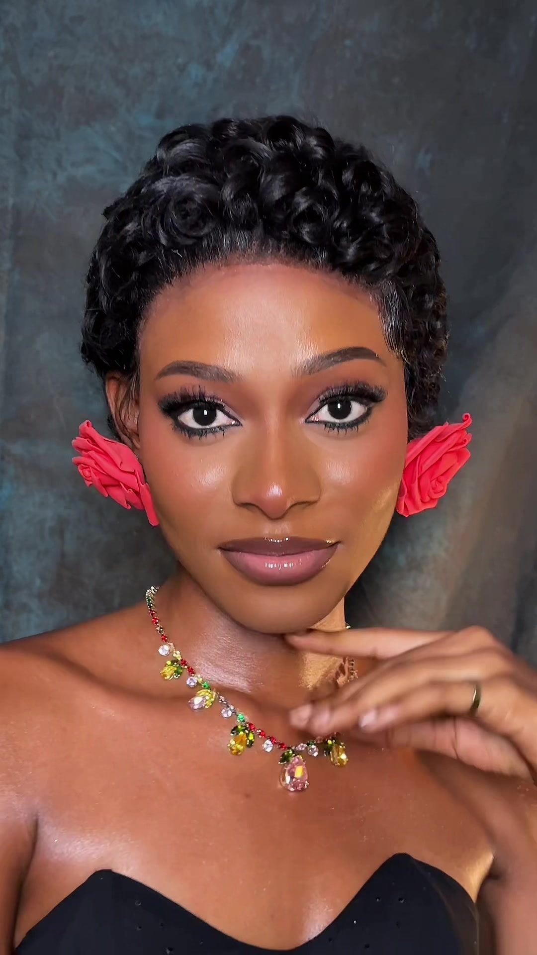 @Niceglams/Makeupartist/Abuja