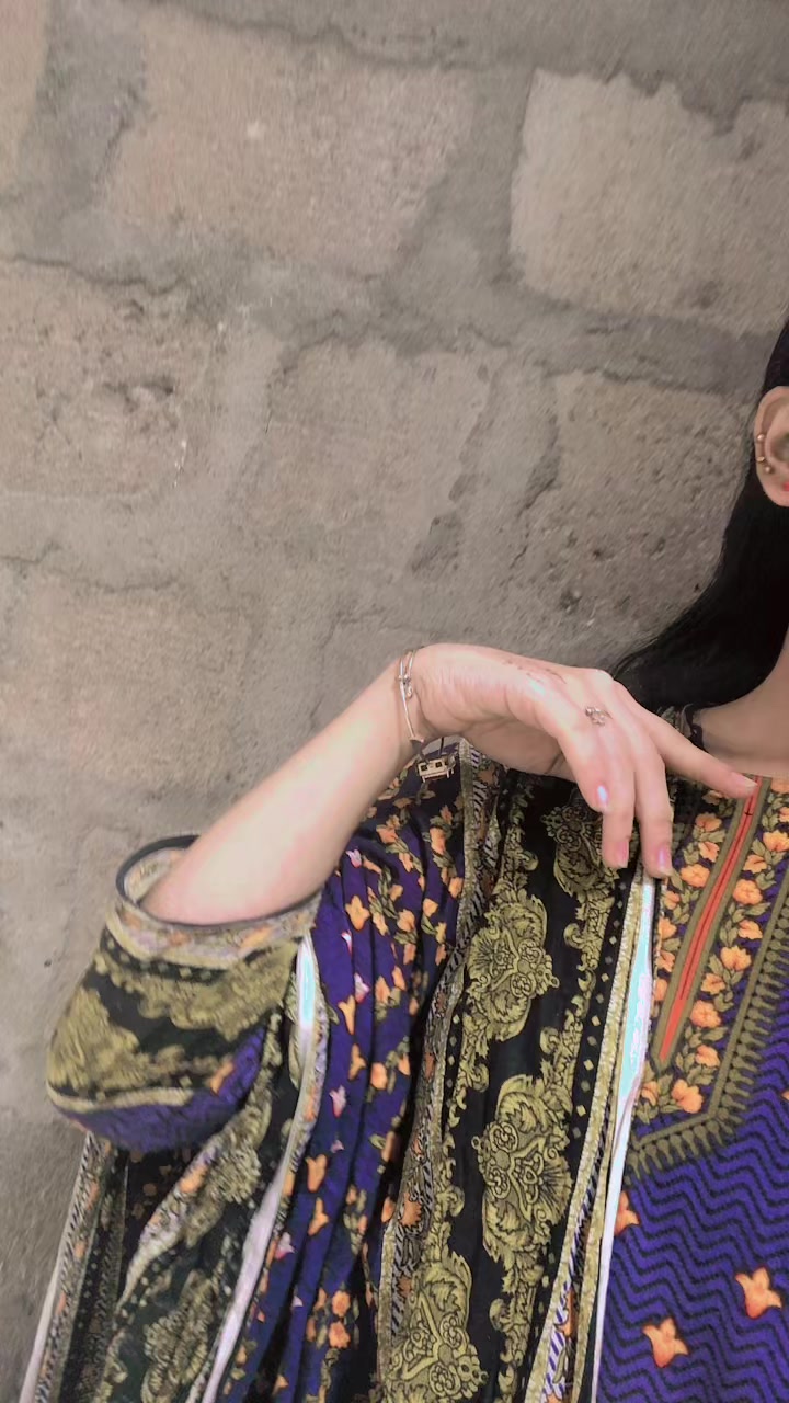 @👑Sindhi girl👑