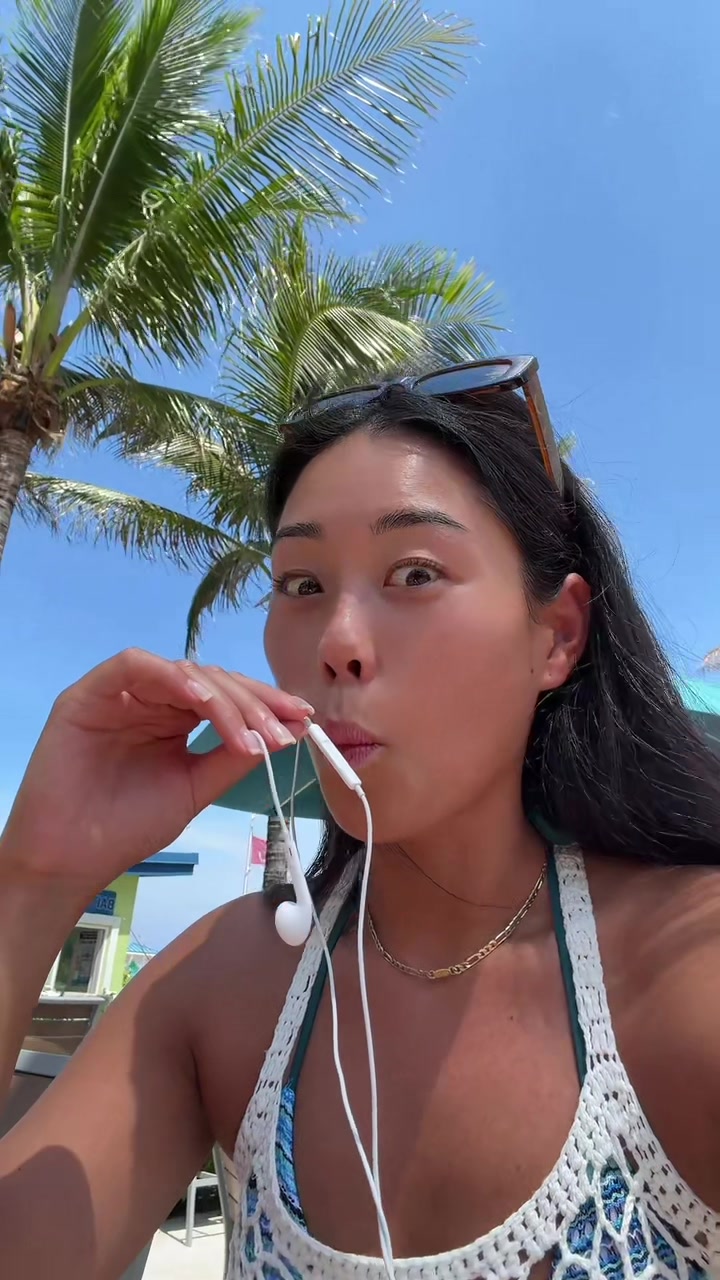 @paulinagiron