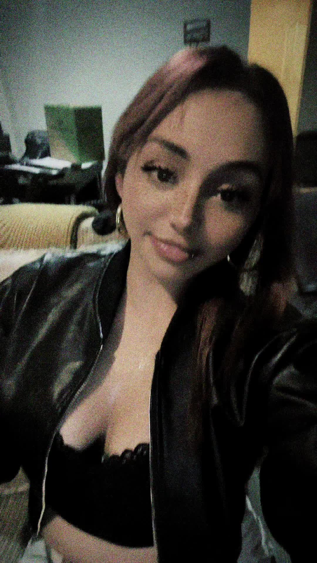 @Valentina