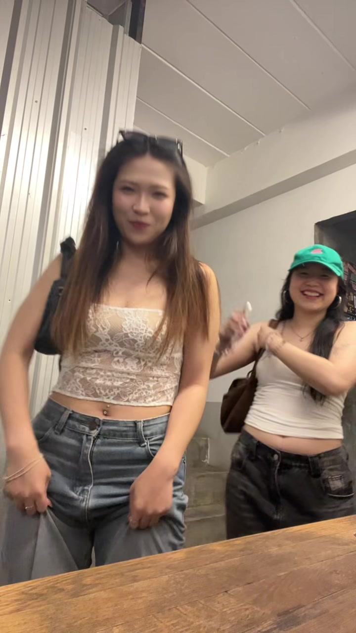 @thisweiz