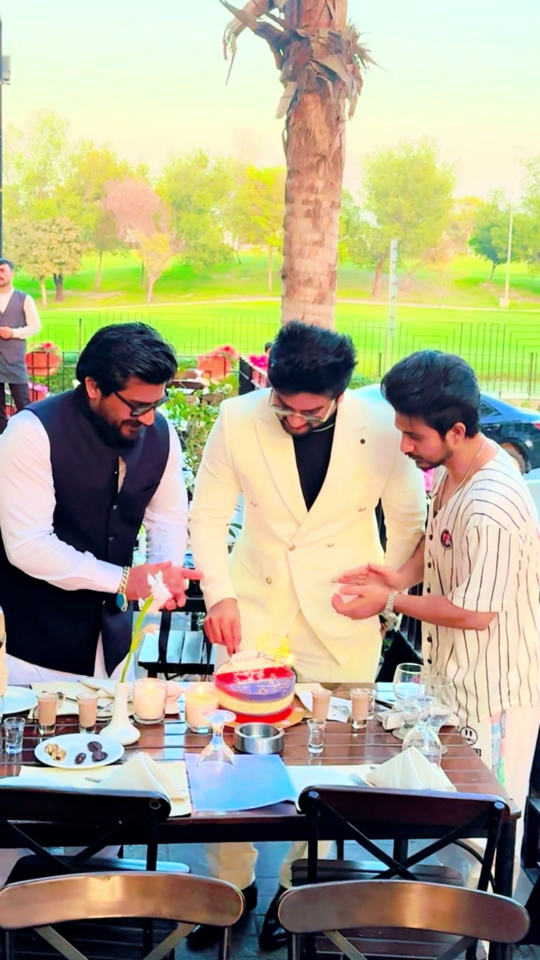 @Shaibjan