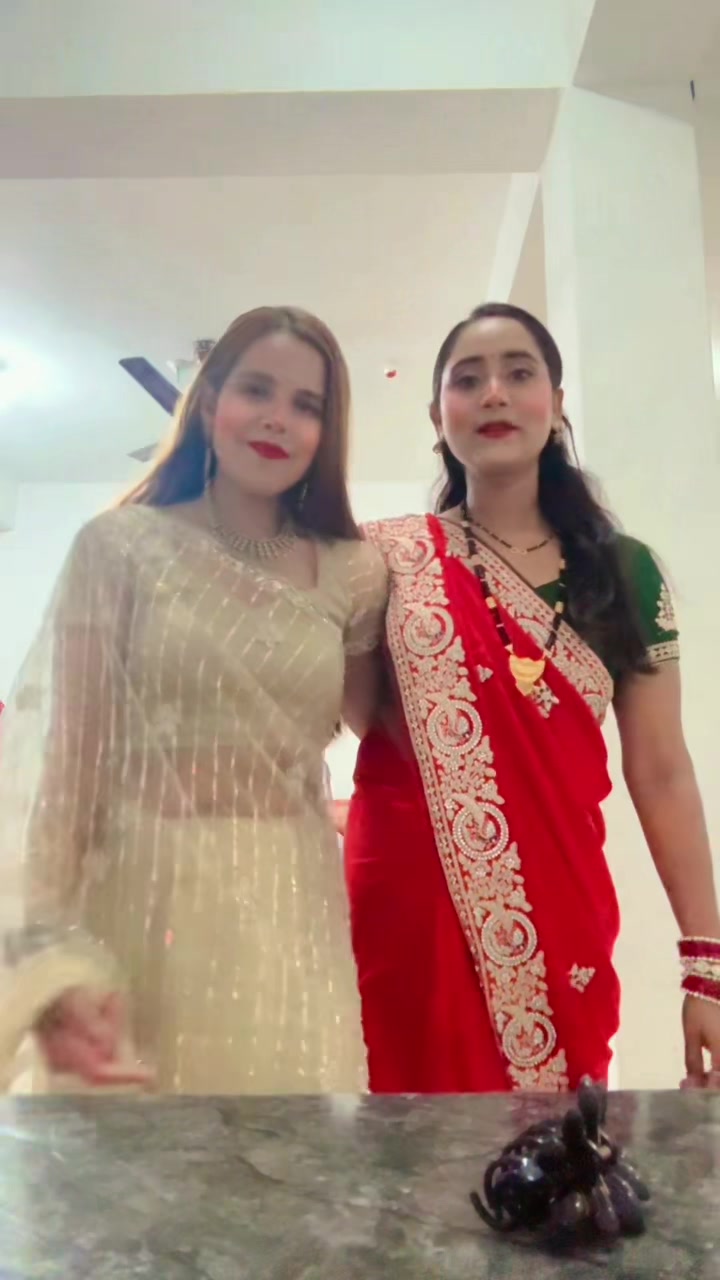 @Amrita Bhagat🇬🇧🇬🇧🇬🇧