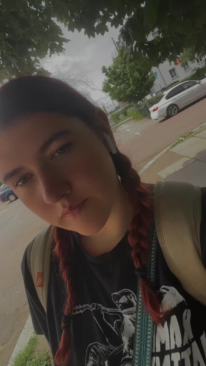 @Sarahsecretgirl01😶&zwj;🌫️